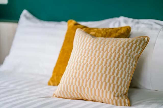 Chill Style Inn-Deluxe Double Room with Balcony-4