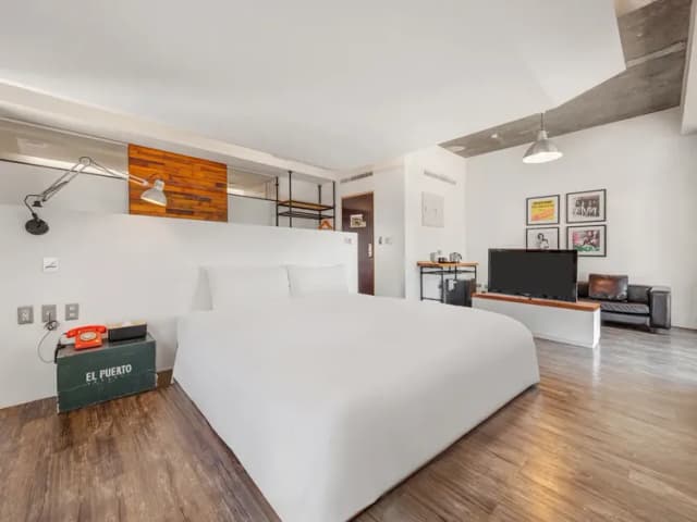 EL PUERTO-Superior Double Room-1