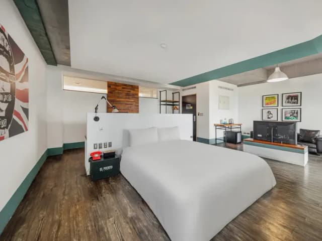 EL PUERTO-Deluxe Double Suite-7