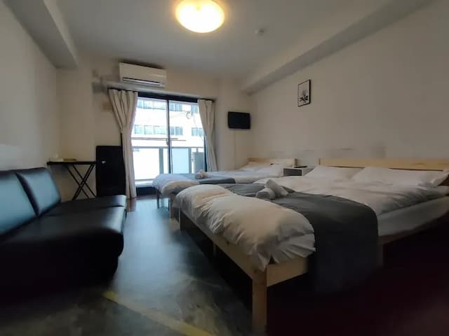 Within walking distance of Airport Bus Terminal/JR Namba Station, 5 minutes walk from JR Ashiharabashi Station, 1 room per floor-South Village 301-2