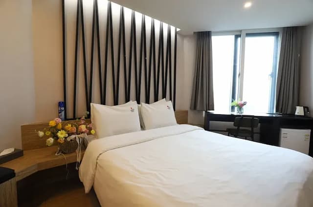 BON hotel-Unique River View Double Room-1