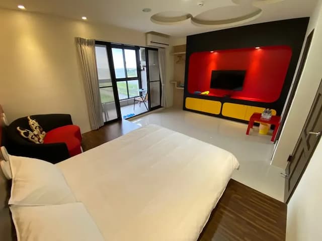 Reef Friends-Double room (with balcony)-2