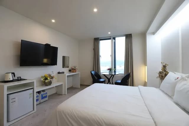 BON hotel-Signature River View Twin Room-2