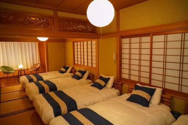 Living CUBE BEPPU-[5 minutes walk from JR Beppu Station, 2 free parking spaces] Rent the entire renovated detached house! / Up to 9 people-10