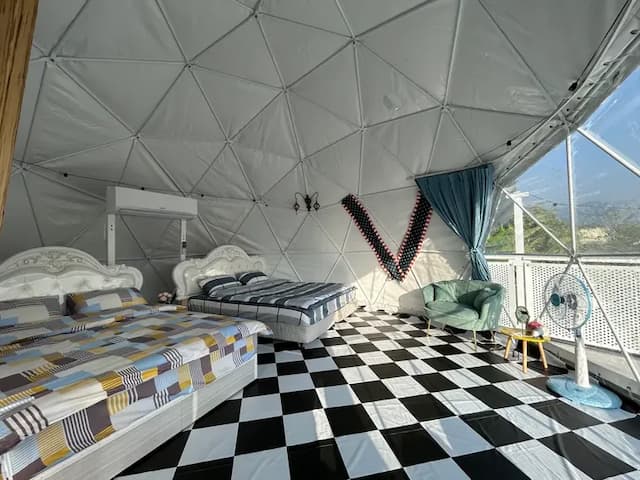 黃金藍海仙境｜2月全新開幕、免裝備、懶人露營-C區【免裝備】星空帳、雪屋4人帳丨3帳12人包區-6