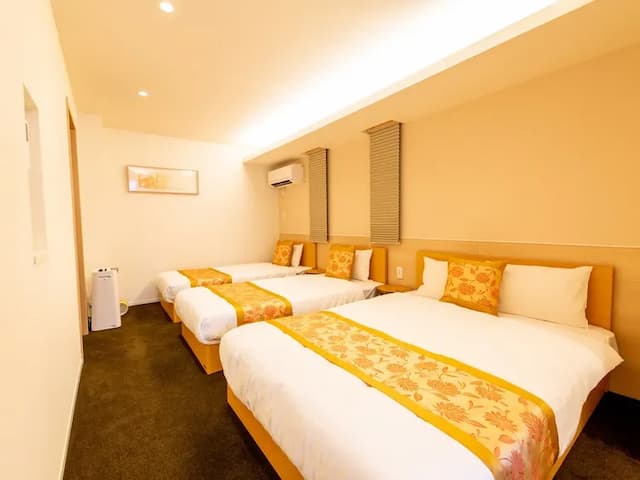 Grand Base廣島站前｜廣島站步行10分/廣島球場開車7分-舒適三人房【不挑房】-1