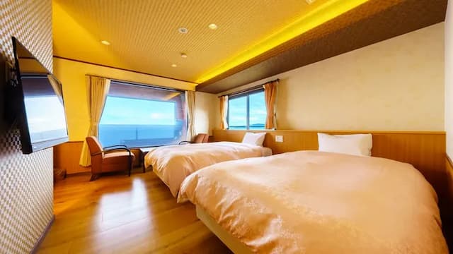 <Japanese-Western style room with open-air bath on the top floor>