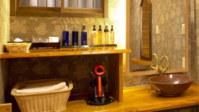 [Annex]★Separate Japanese-Western room★Setgetsuka with hot spring