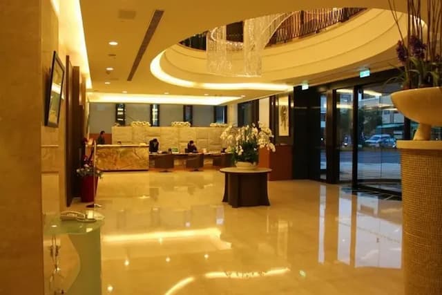 GOLDEN TULIP ZHONG XIN HOTEL TAICHUNG-Family room-Pin Chen Building-4
