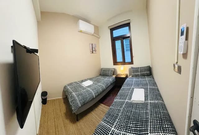 Liu Xu 2.-605 Double room-2