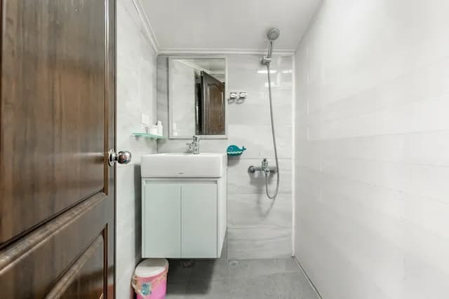 Shen-Lu-Ju B&B-Double room with shared bathroom-13