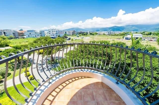 仲夏綠茵-King Double Room with Balcony-12