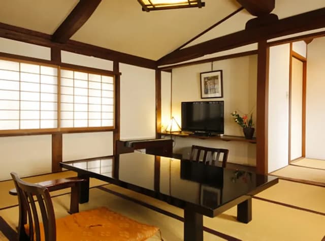 Yoshii Ryokan-Japanese-Style Room-2