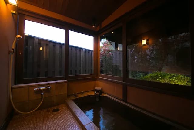 Beppu Onesen Bettei Haruki-Japanese-Style Room-2