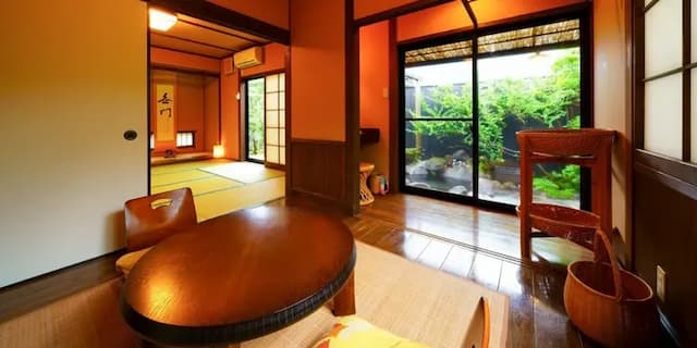 由布院温泉　湯らり　六妙-岩露天風呂付離れ-3