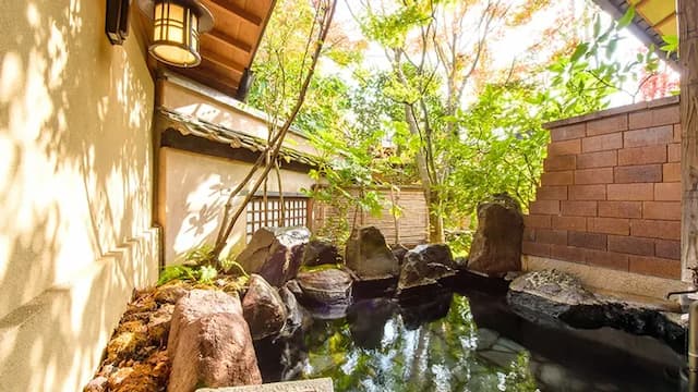 Separate special room open-air bath