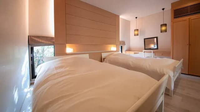 Separate guest room: Karin