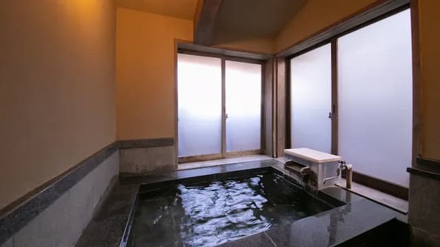 Separate guest room: Sakura