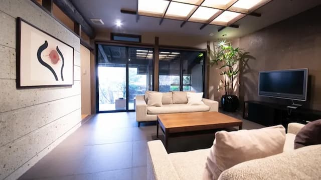 Separate guest room: Sakura