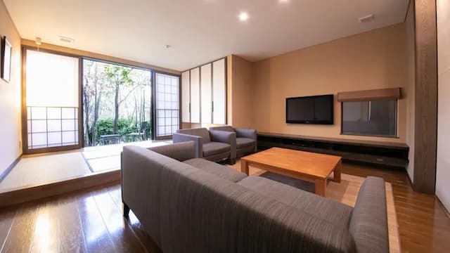 Separate guest room: Bayberry