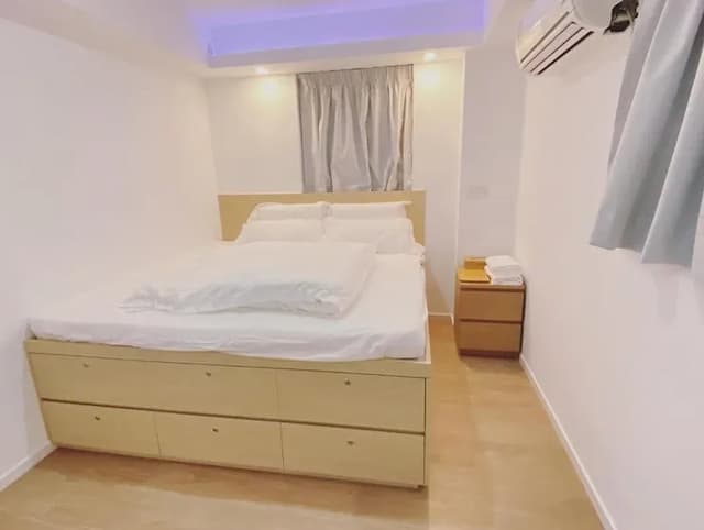 玖貳客棧-高級大床房-1