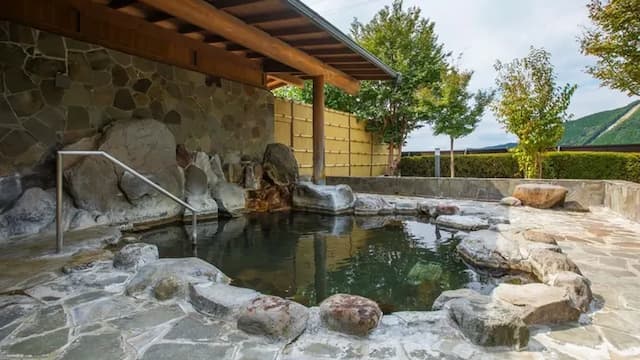 Aso Canyon Terrace & Lodge-[Japanese-style room with 12 tatami mats] Superb view of Mt. Aso's outer rim! [Japanese room] [Non-smoking] [Mountain view] [Nightlife view]-4