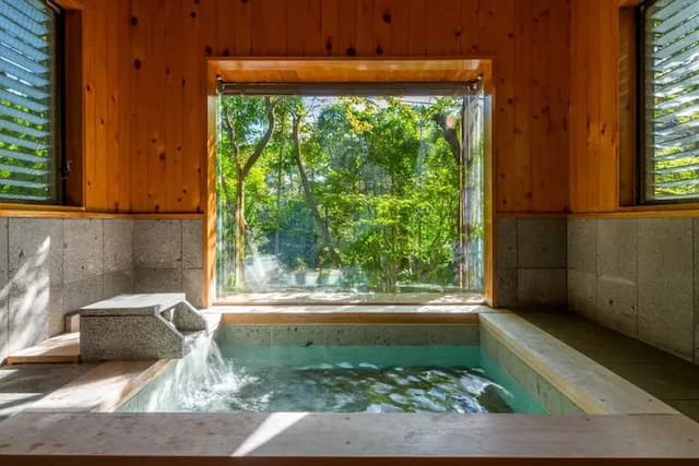 由布山荘　葉隠-こだわりの調度品で非日常を味わえる、自然に囲まれた温泉付コテージ 一棟貸し-1