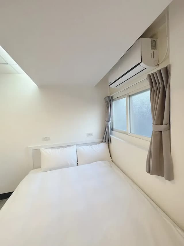 New Lion City Hotel-Standard double room-9
