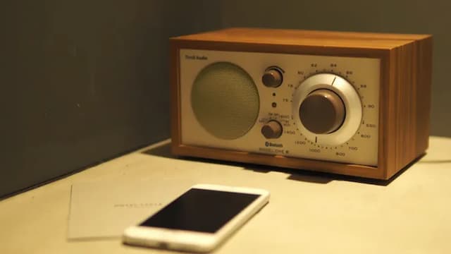 ■ Room facilities / Tivoli Audio