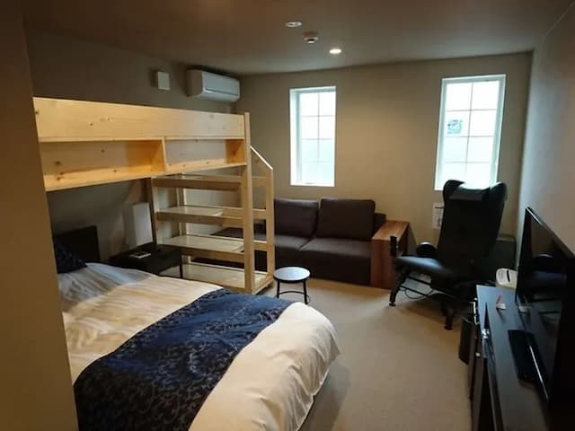 Natural Hot Spring Onomichi Minato Kan-Standard Triple Room Bunk Beds-2