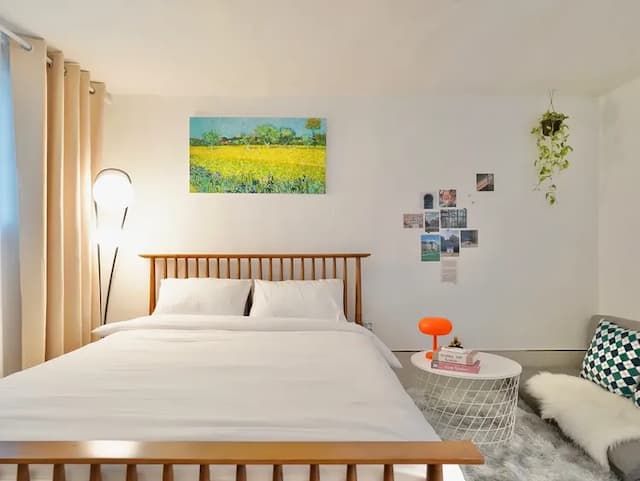 Room 2 Qeen Bed & Sofa Bed