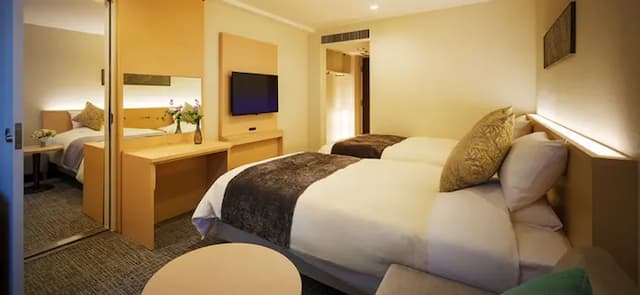 盛岡皇家飯店｜JR盛岡步行12分/近盛岡城-時尚三床房【不挑房】-2