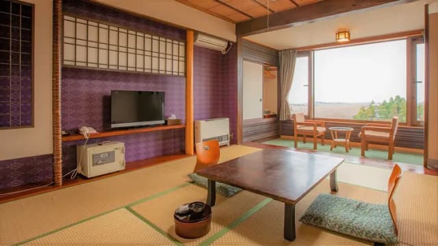 男鹿温泉郷　元湯雄山閣-8畳タイプ-1