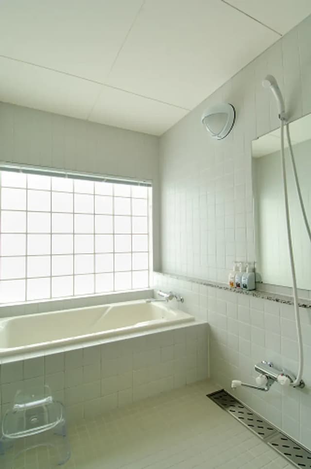 [Inside the room] Room bath for A type room