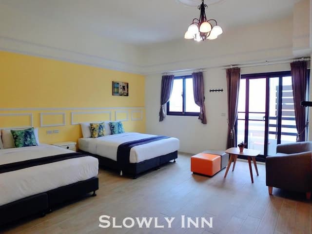 墾丁慢遊民宿-陽台四人房-1