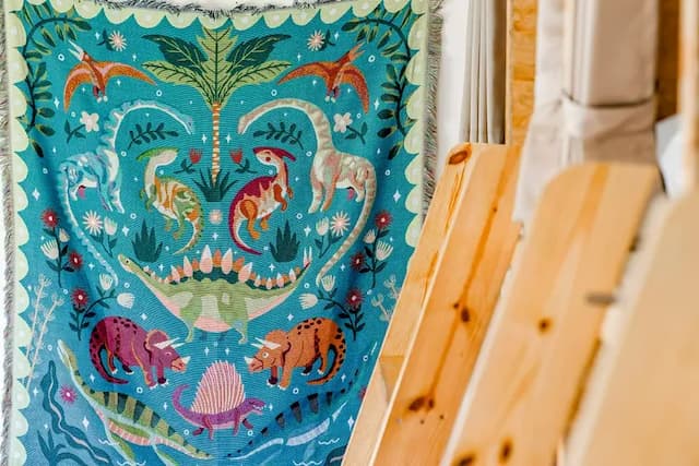 Ocean Diary-A bed in a ten-bed mixed dormitory room-10