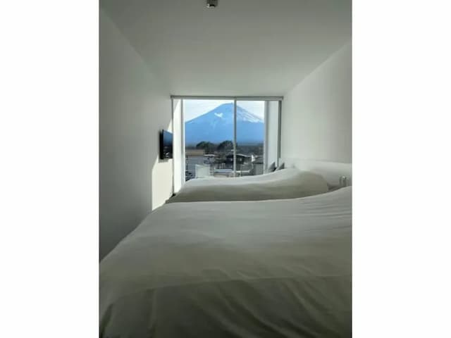 THE GARDEN-[Room only] Standard Twin Room with Mt. Fuji View-4