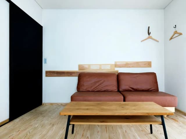 大きなソファーでお寛ぎください♪