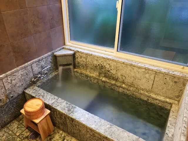 ・【お風呂】貸し切り空間で温泉を堪能！人目を気にせずお楽しみください