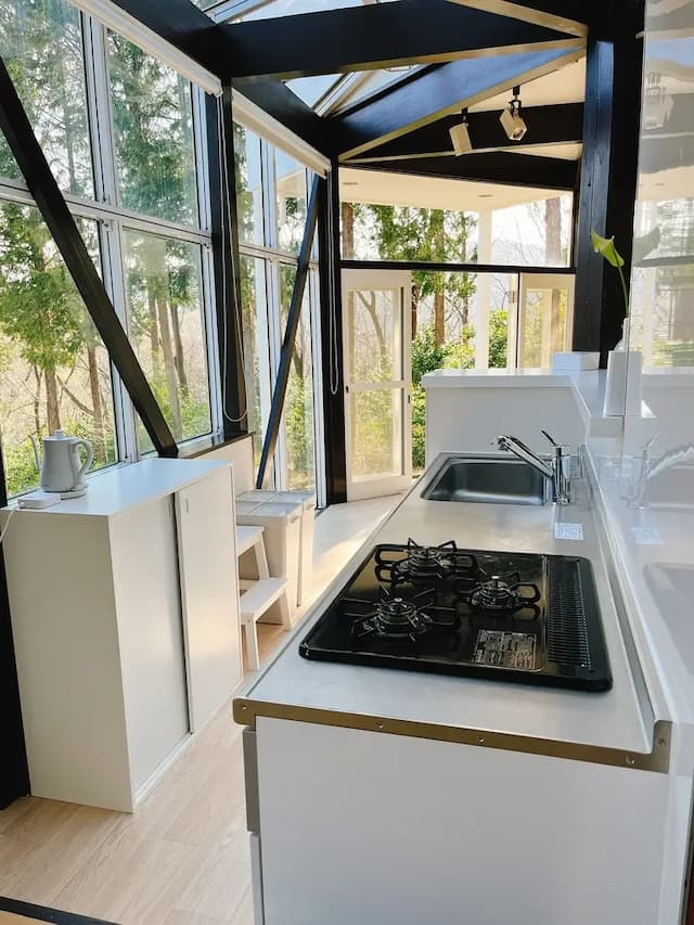 Sunlit Villa Izu -A starry sunny forest lodge--Designer private villa in a quiet area near Lake Izu-13