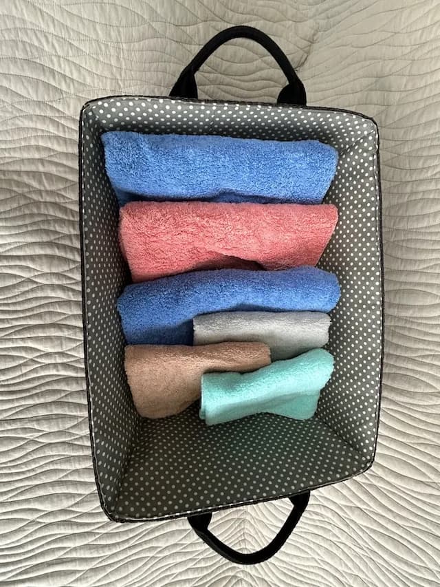 A guesthouse for groups and families-Akebono Building A is a private inn where you can relax with your group, family, or friends.-13