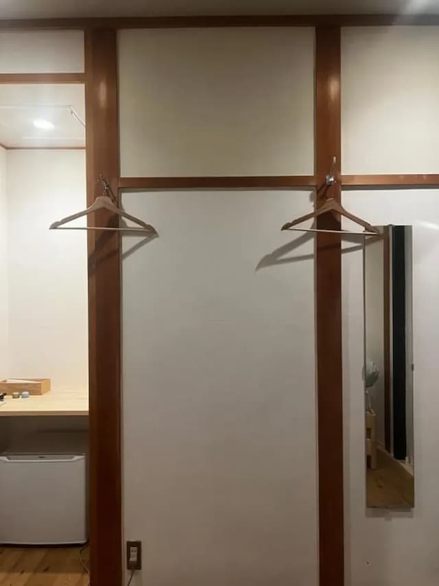 Brucke Hostel & Cafe Arima Kobe-Twin Room-5