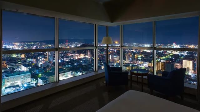 Hotel Grand Hills Shizuoka (BBH Hotel Group)-Panoramic 45sqm corner room [Deluxe] [Double room] [Smoking] [Nightlife view]-8