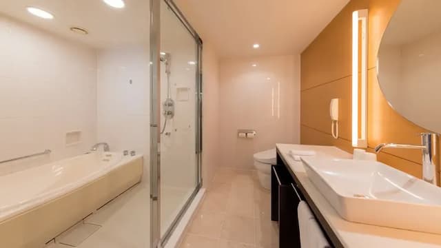 ■Luxury twin bathroom
