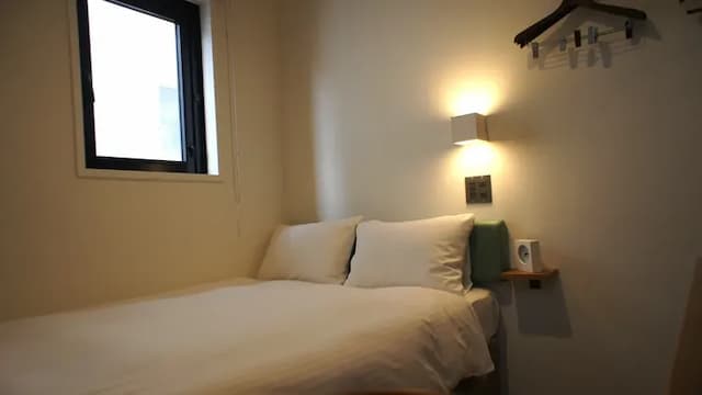 An example of a semi-double room with an area of 11 to 13 square meters
