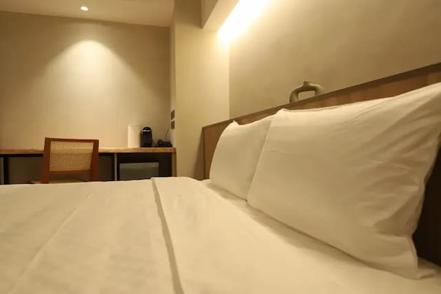 Hotel Initial-Tainan-Deluxe Double Room with Bathtub-6