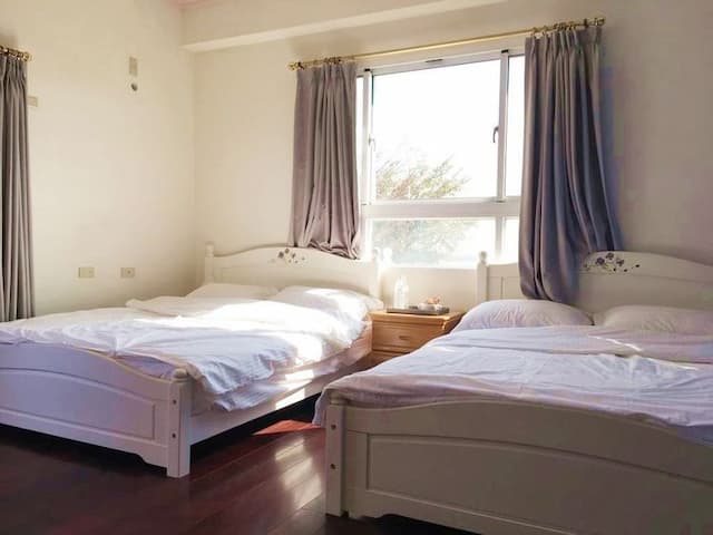 Manor-Quadruple room with private bath-1