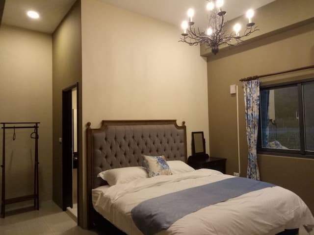 Lotus Guest House-Modern 1-1