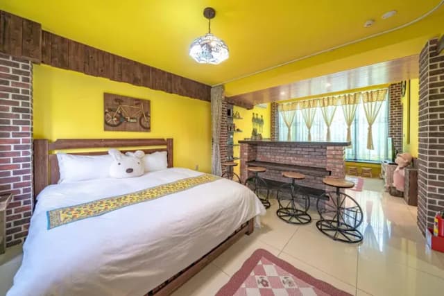 貓天空寵物鄉村民宿-家庭四人房-1