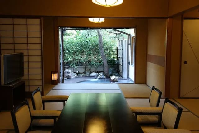 Separate guest room with open-air bath A type